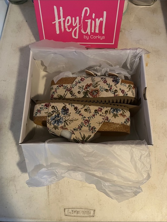 Corkys Shoes - Hey Girl by Corkys Floral Platform Sandals -Floral. New in original packaging!